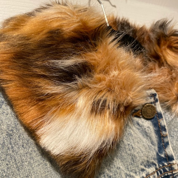 ✨BDG FUR LINED DENIM JACKET - Picture 4 of 8